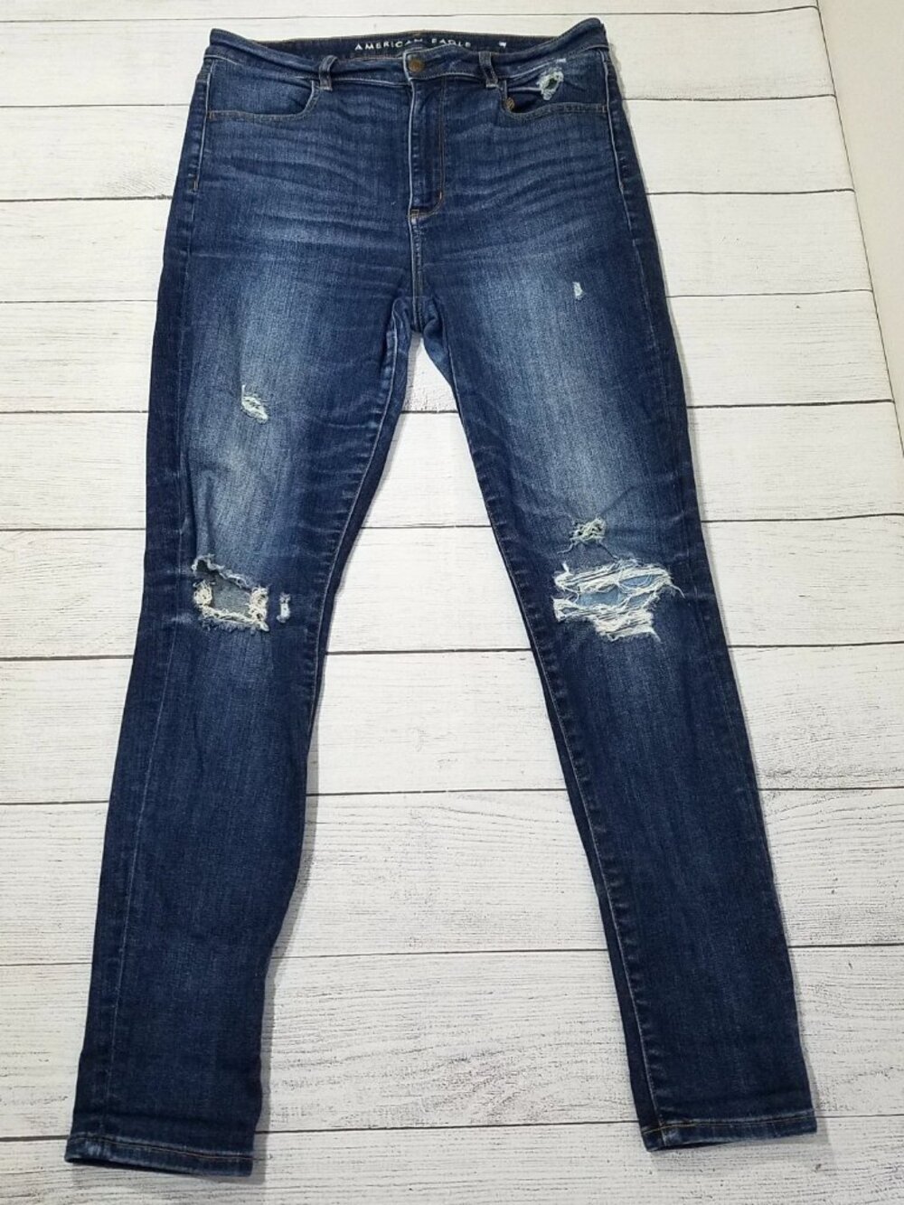 American Eagle Highest Rise Jegging Womens Size 10 Distressed